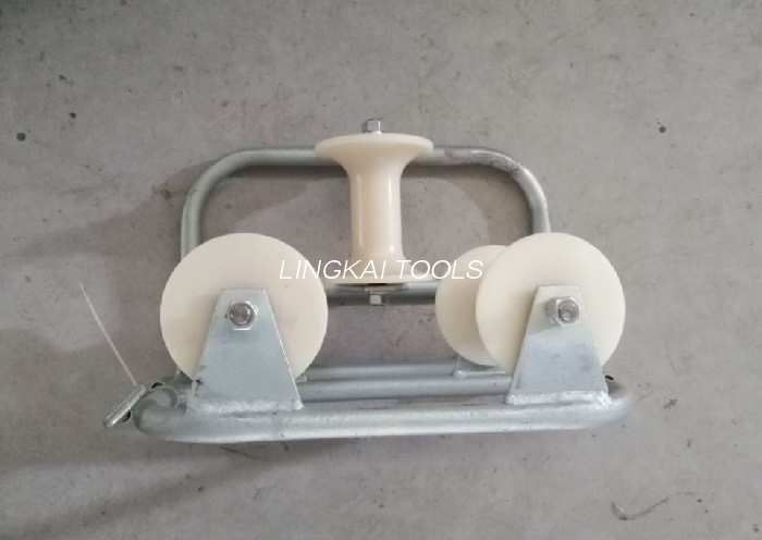 Heavy Duty Galvaniseret Triple Corner Kabel Rulle Kabel Guide Pulley Stålramme